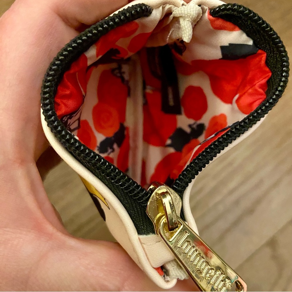 Loungefly Queen of Hearts Zip Pouch - Picture 4 of 4